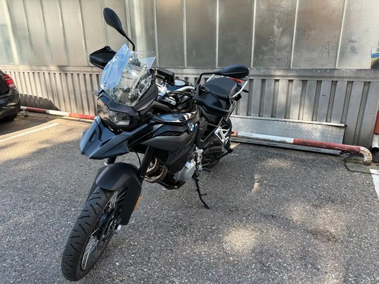 BMW F 850 GS mit 4 Paketen & Werksgarantie bis 2027 Zwart - 1
