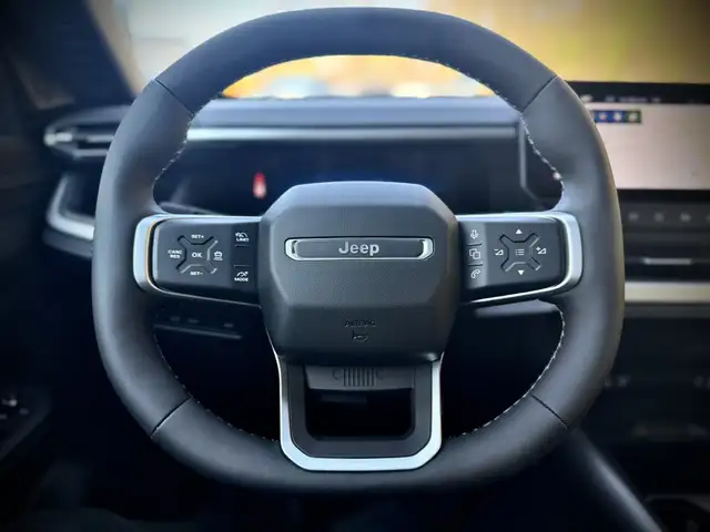 Jeep Compass 74kWh Vollausstattung Ansicht 17