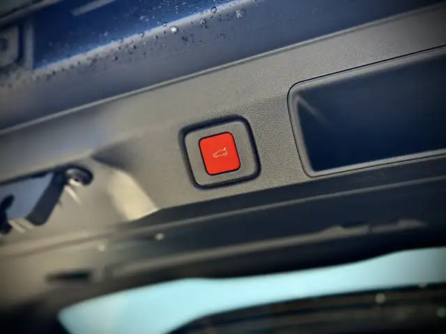 Jeep Compass 74kWh Vollausstattung Ansicht 10