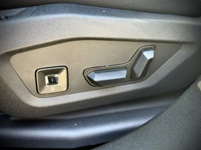 Jeep Compass 74kWh Vollausstattung Ansicht 16