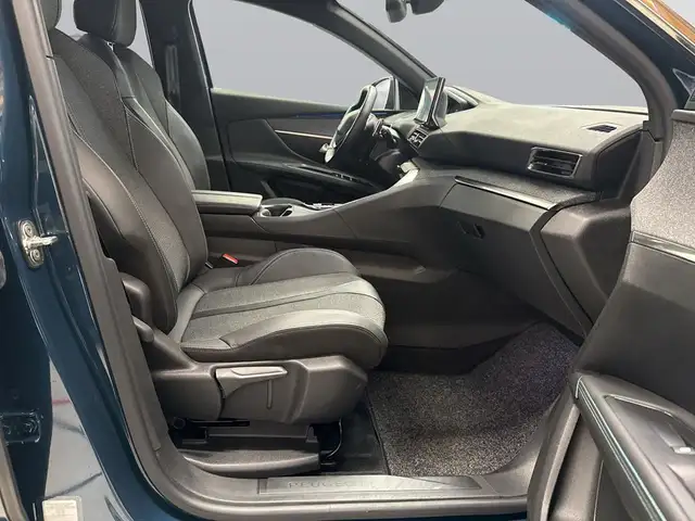 Peugeot 5008 view 12