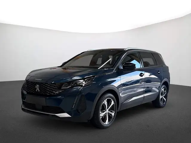 Peugeot 5008 view 2