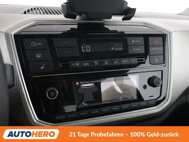Volkswagen Up! view 21
