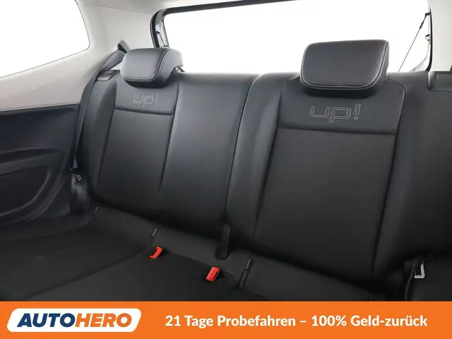 Volkswagen Up! view 14