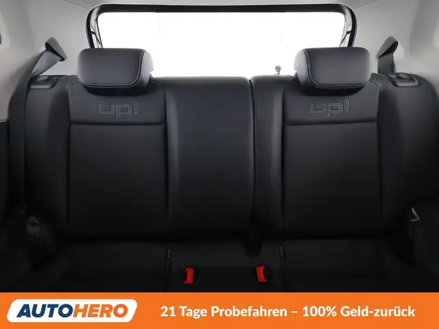 Volkswagen Up! view 15