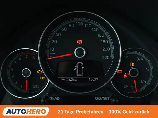 Volkswagen Up! view 20