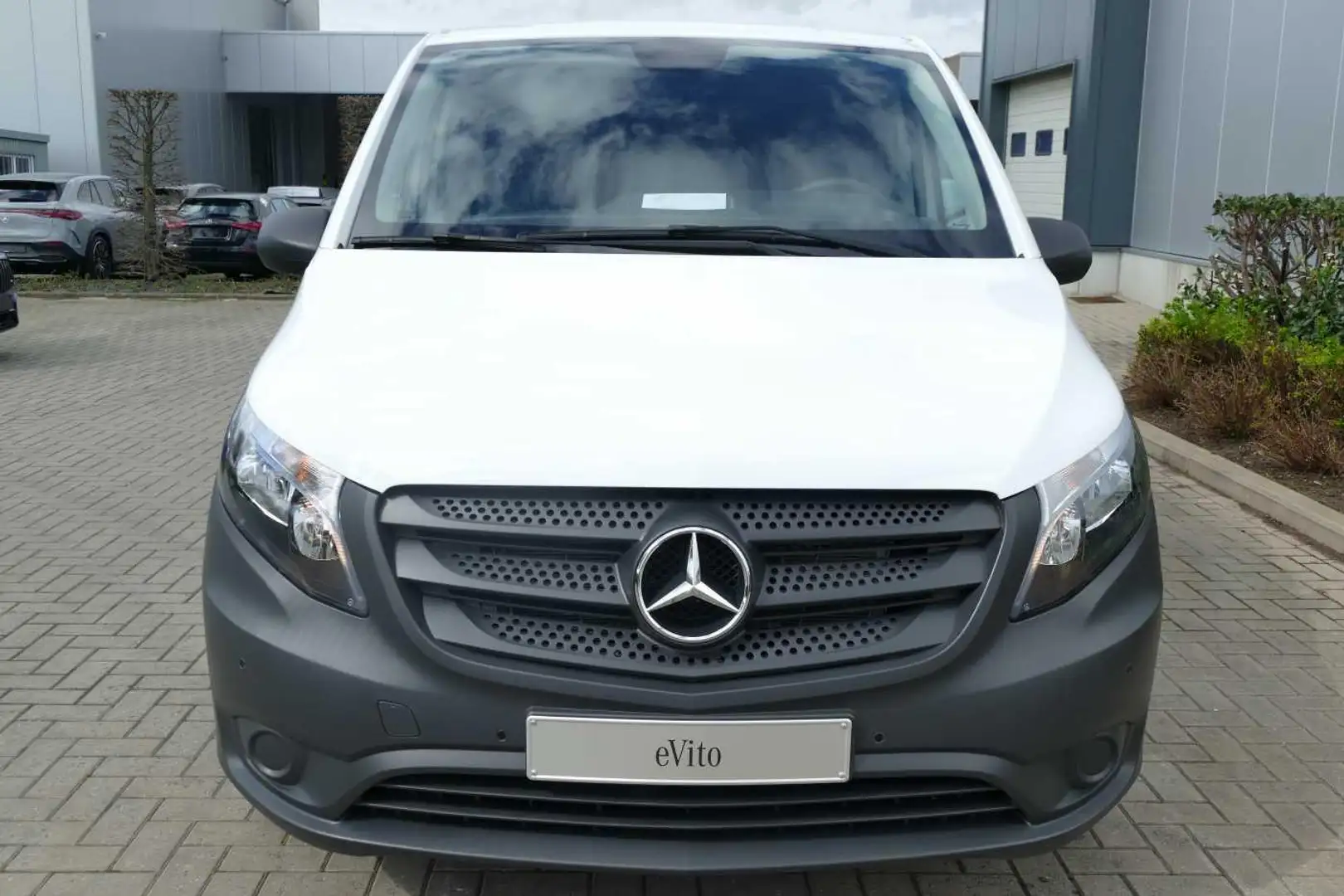 Mercedes-Benz Vito eVito Panel Van L2 - DOS 1016 Blanc - 2