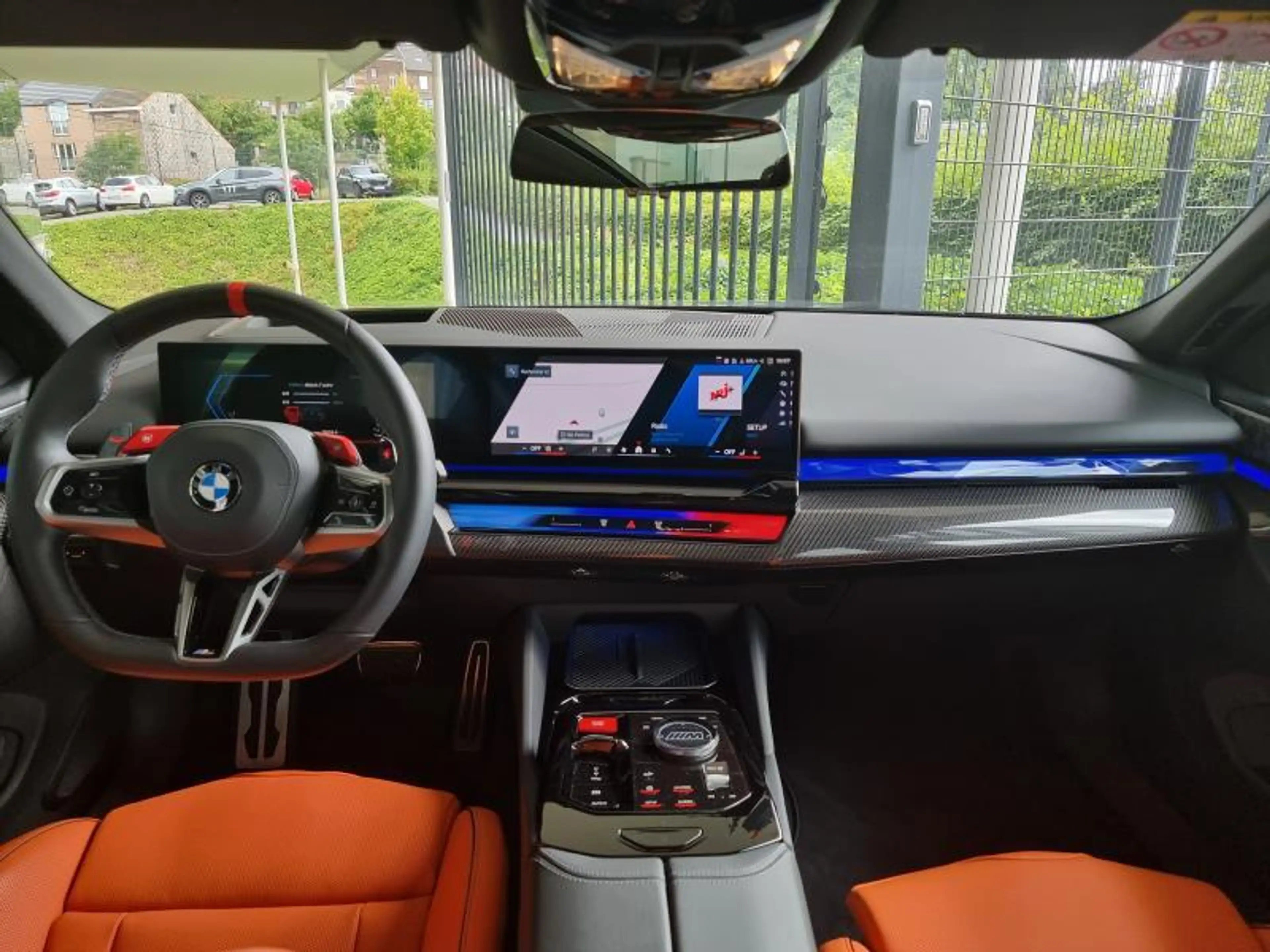 BMW M5 Touring — photo 7