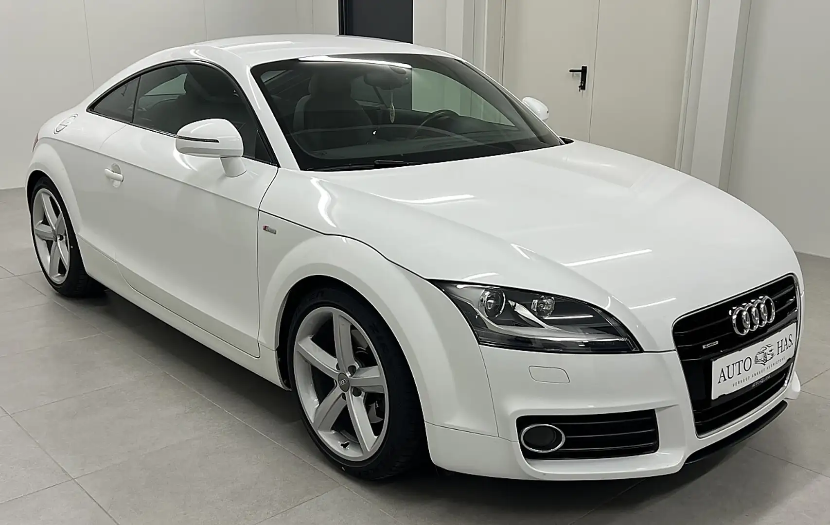 Audi TT Coupé 2,0 TFSI quattro S-tronic *S-Line*Tempomat* Weiß - 2