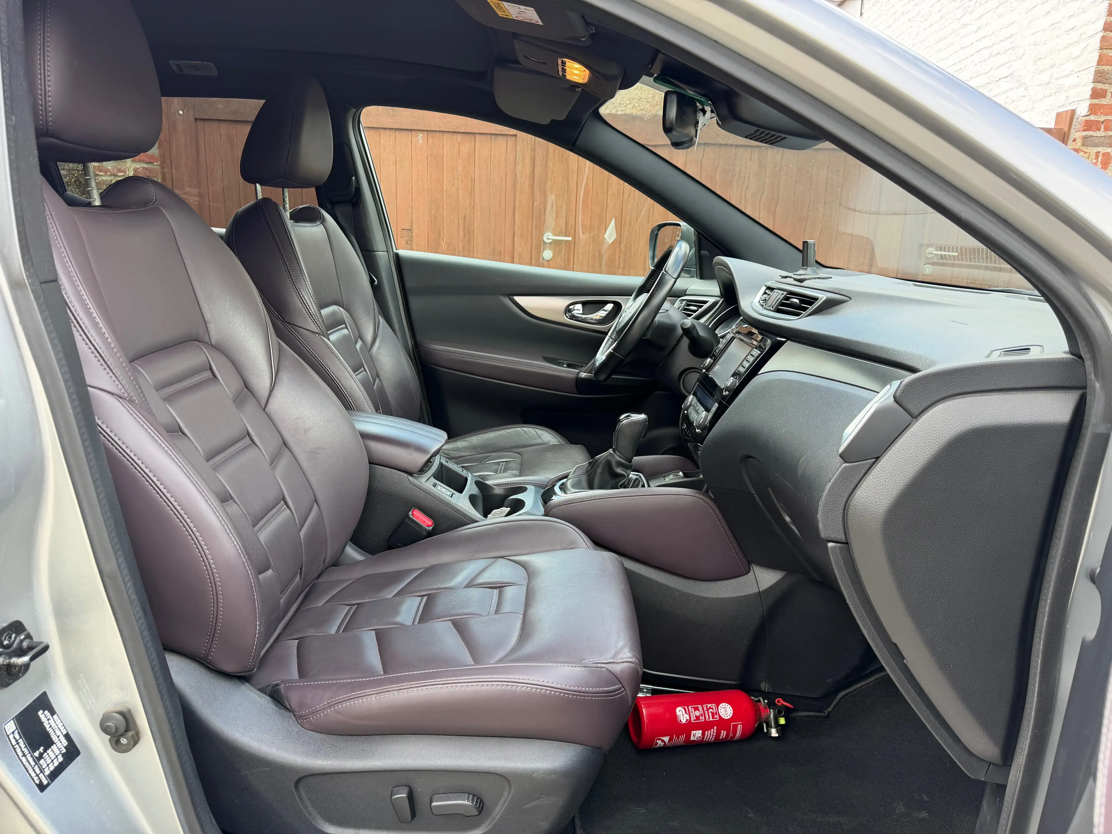 Nissan Qashqai 1.6 dCi Tekna Xtronic *PANO*GPS*CAM* — photo 11