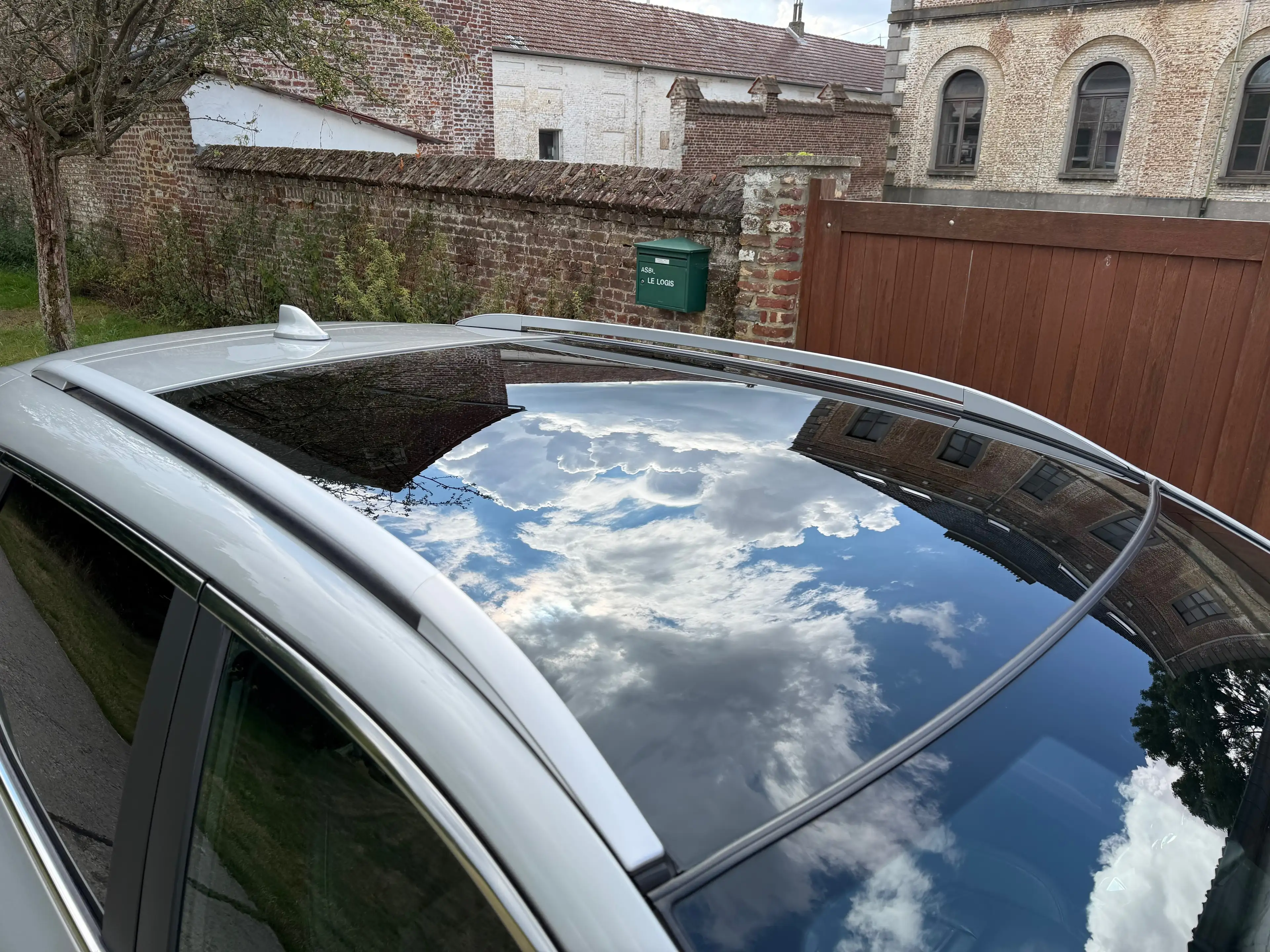 Nissan Qashqai 1.6 dCi Tekna Xtronic *PANO*GPS*CAM* — photo 9