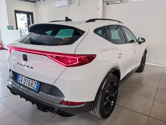 Cupra Formentor view 4