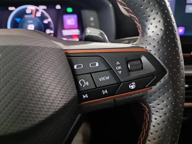 Cupra Formentor view 11