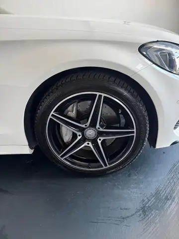 Mercedes-Benz C-Class view 13