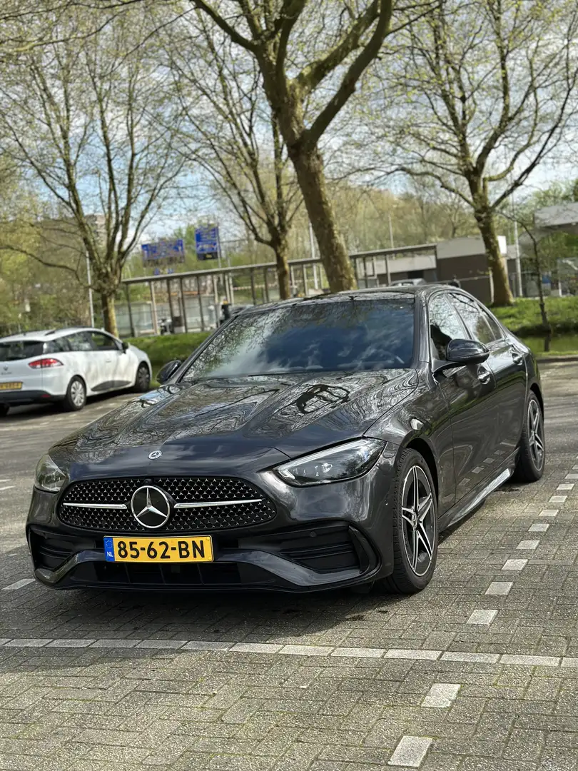 Mercedes-Benz C 200 4Matic 9G-TRONIC AMG Line - 2