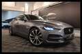 Jaguar XE XE 2.0 D AWD R-Dynamic S  EURO 6d / FULL OPTIONS ! Grau - thumbnail 2