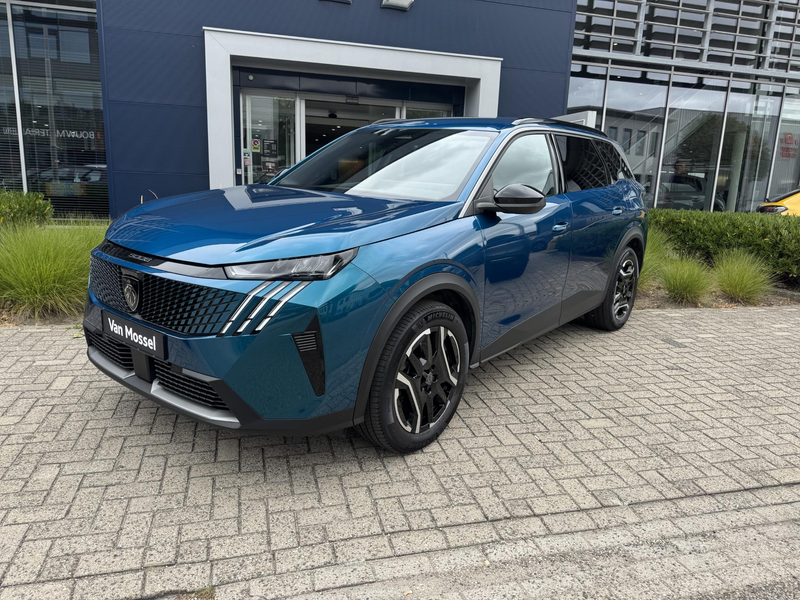 Peugeot 5008 1.6 Plug-in Hybrid 195 Allure 7p — photo 3