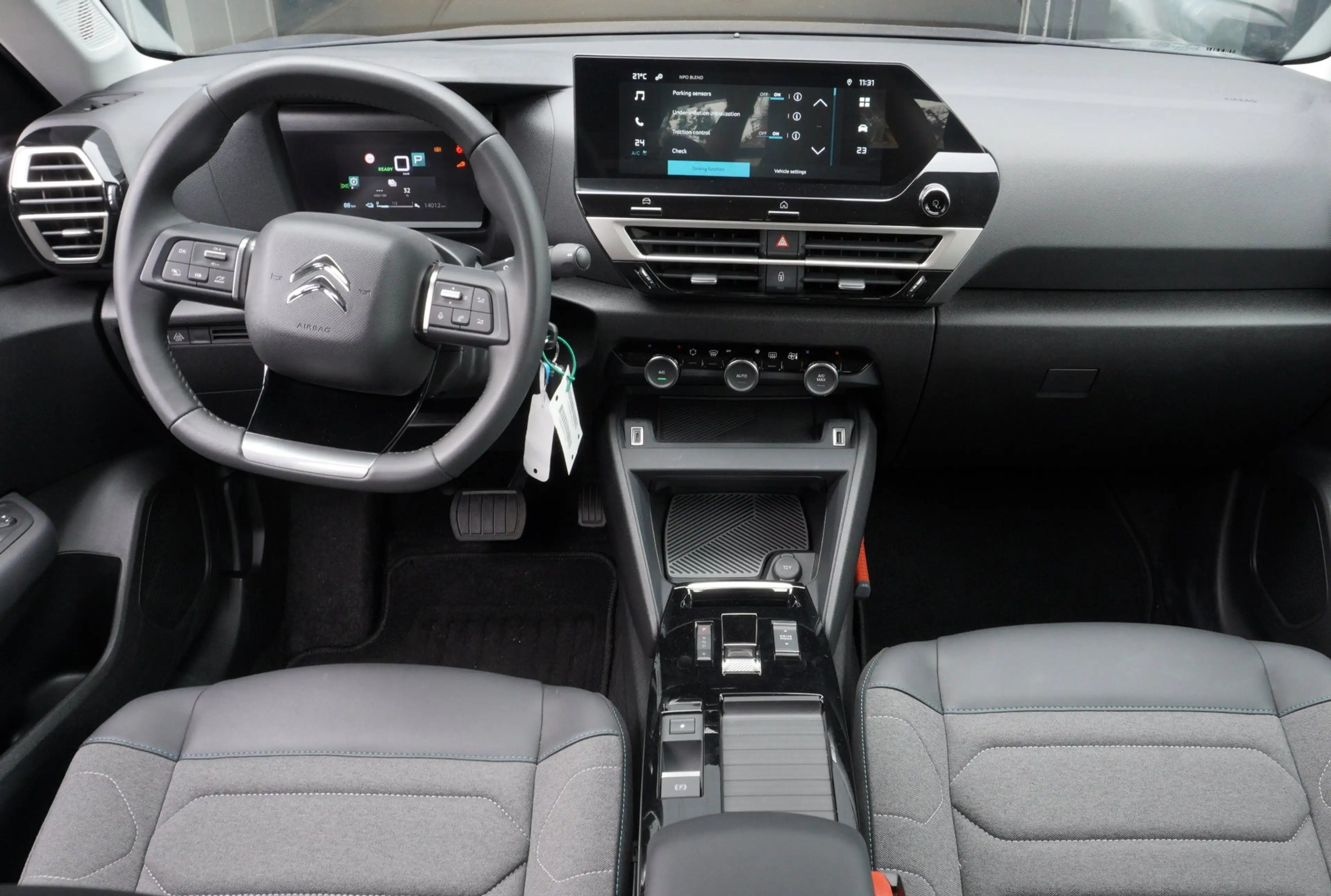 Citroen E-C4 Electric You 50 kWh Cruise|Carplay|Lane — photo 9
