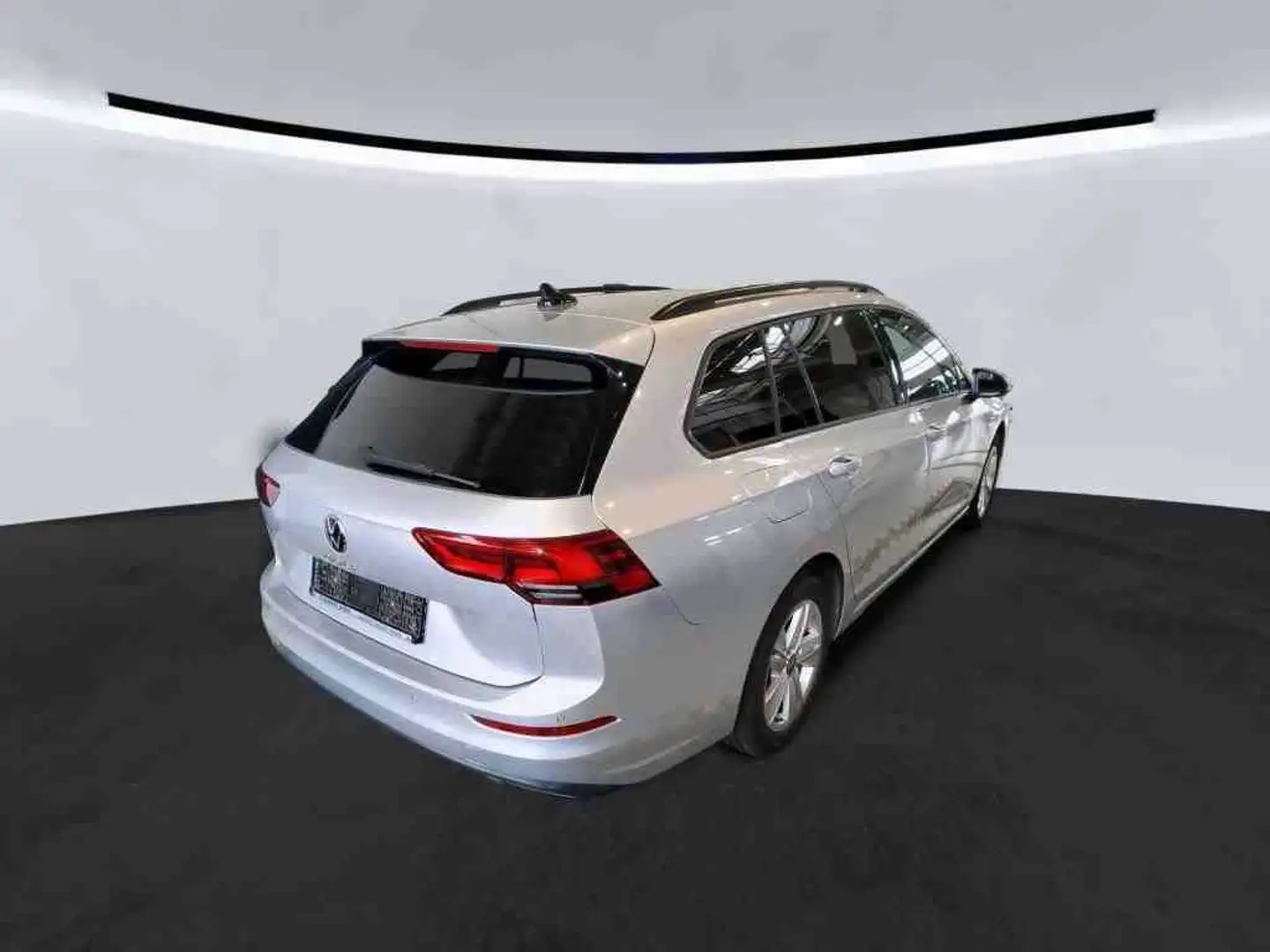 Volkswagen Golf VIII Variant Life2.0TDI DSG LED Navi SHZ Argent - 2