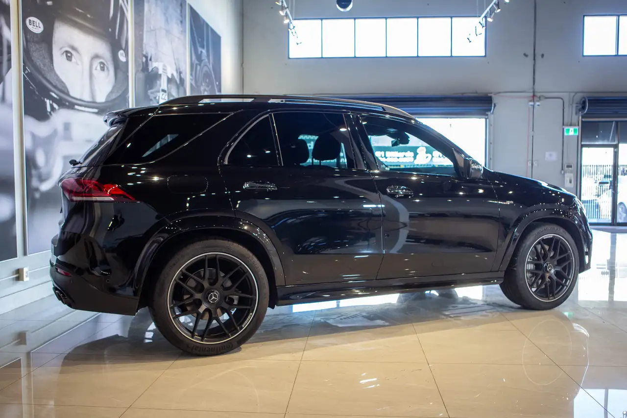 Mercedes-Benz GLE снимка Mercedes-Benz GLE