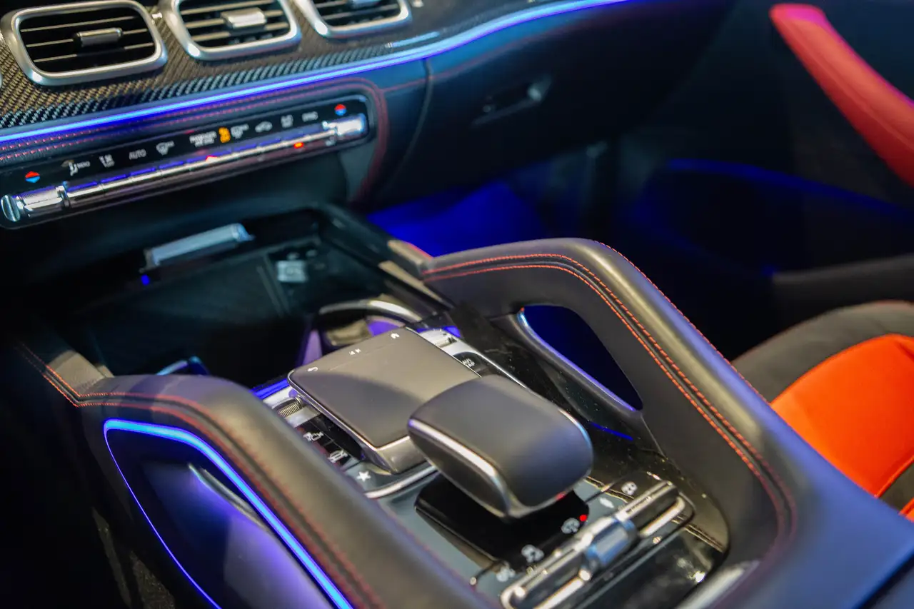 Mercedes-Benz GLE снимка Mercedes-Benz GLE