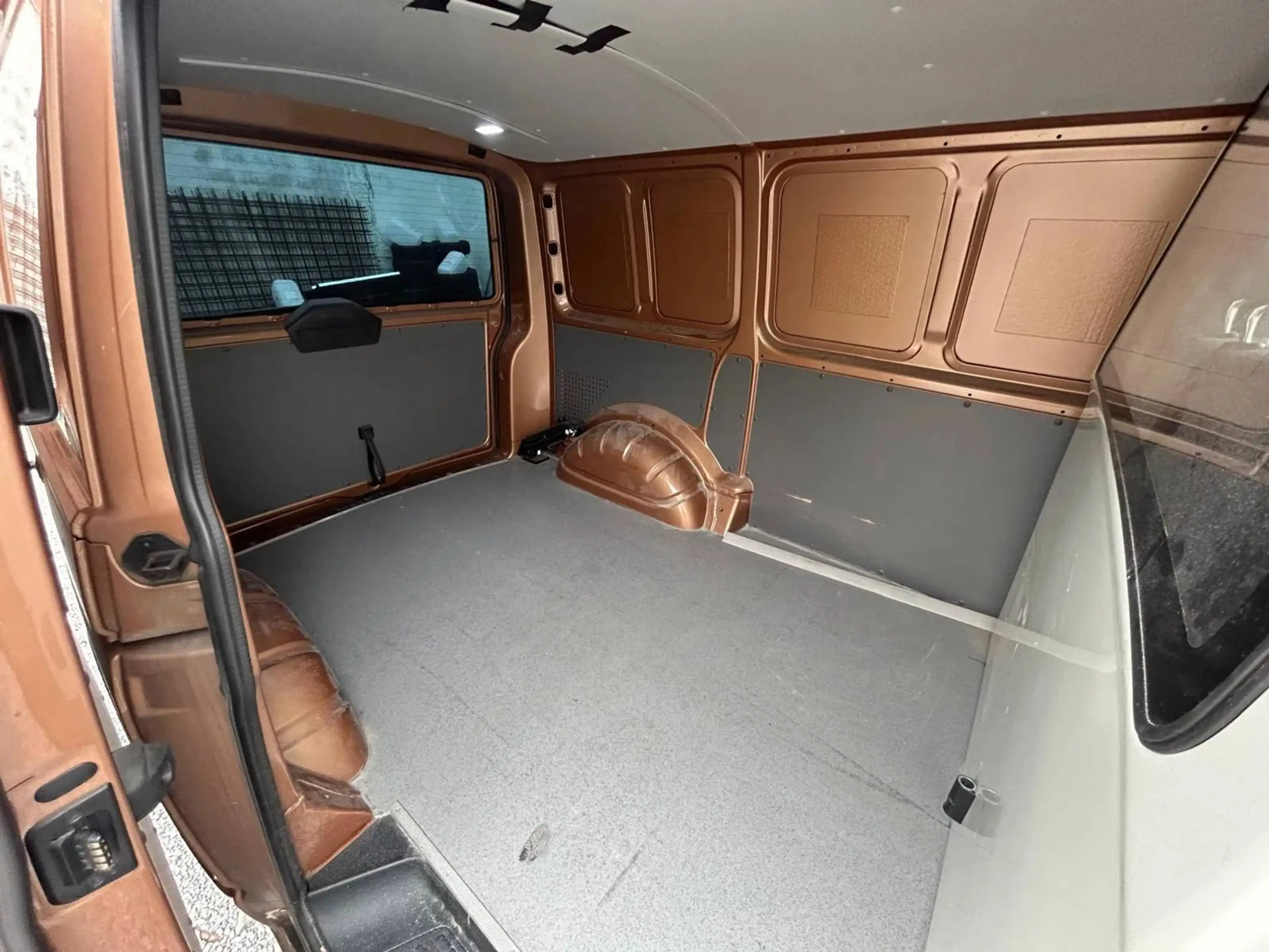 Volkswagen T6.1 Transporter 2.0 TDi Comfortline DSG 1er Propriétaire — photo 13