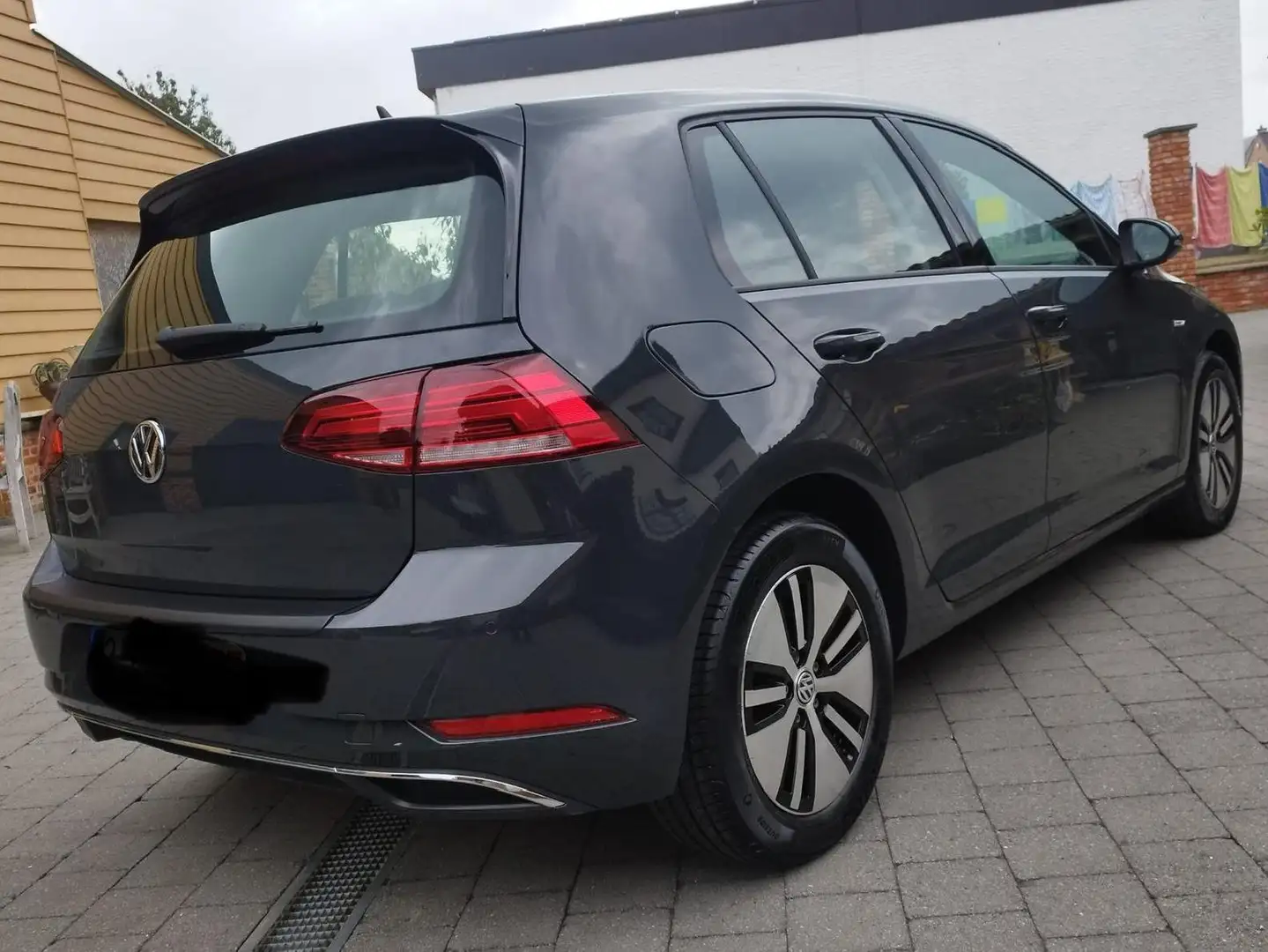 Volkswagen e-Golf e-Golf Grijs - 2