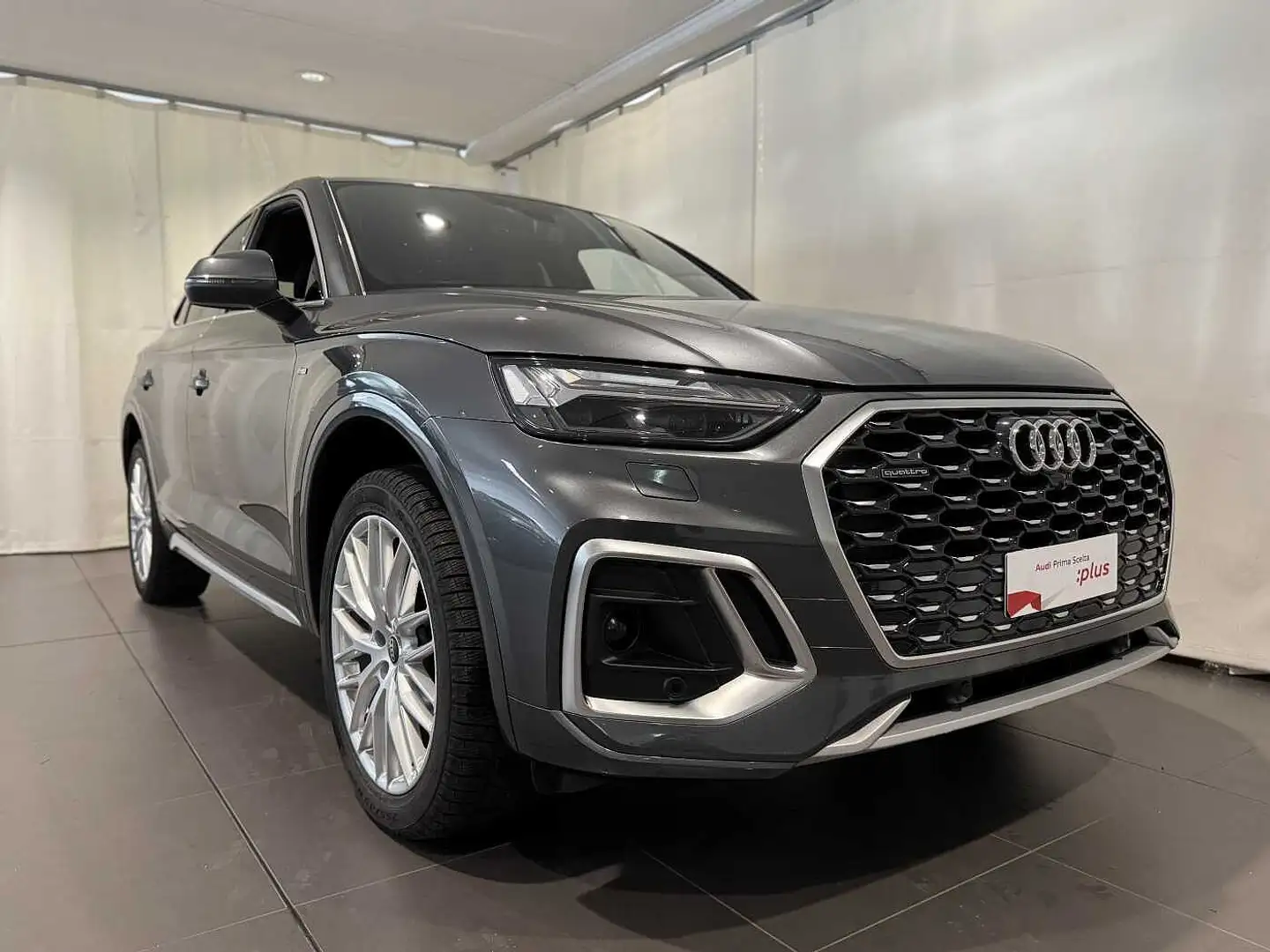 Audi Q5 2ª serie SPB 40 TDI quattro S tronic S line plus Grigio - 1