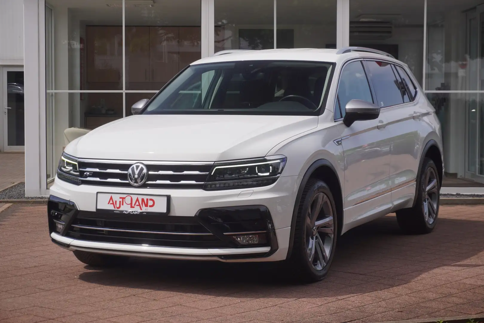 Volkswagen Tiguan Allspace 2.0 TDI R-Line LED Navi AHK ACC White - 2