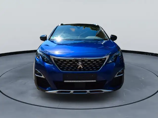 Peugeot 3008 view 2