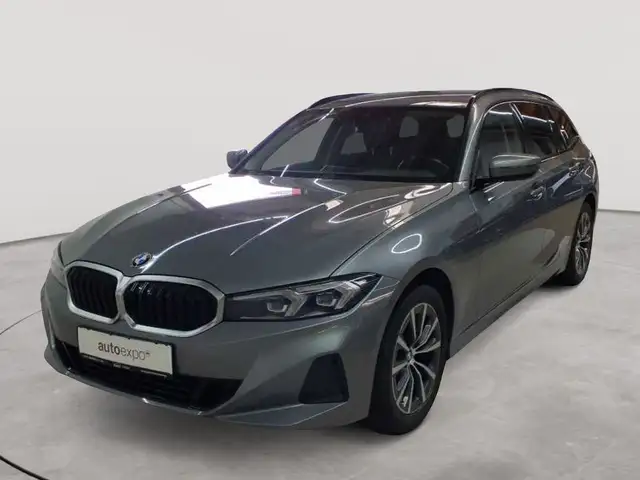 BMW 3 Series view 2