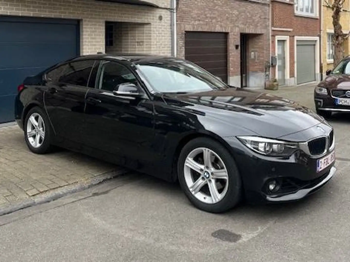 BMW 418 Gran Coupé 418iA OPF Zwart - 1