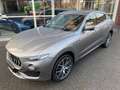 Maserati Levante Zegna Grijs - thumbnail 4