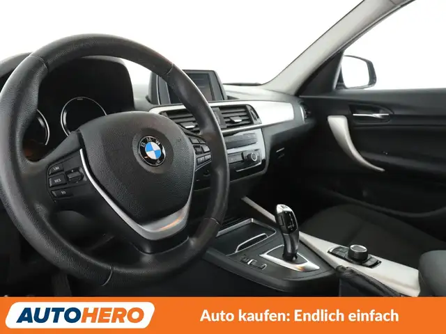 BMW 1 Series view 11