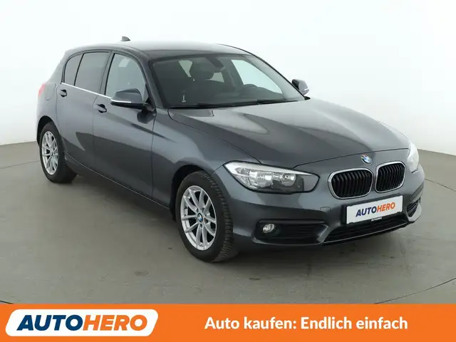 BMW 1 Series view 8