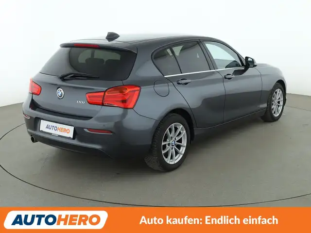 BMW 1 Series view 6