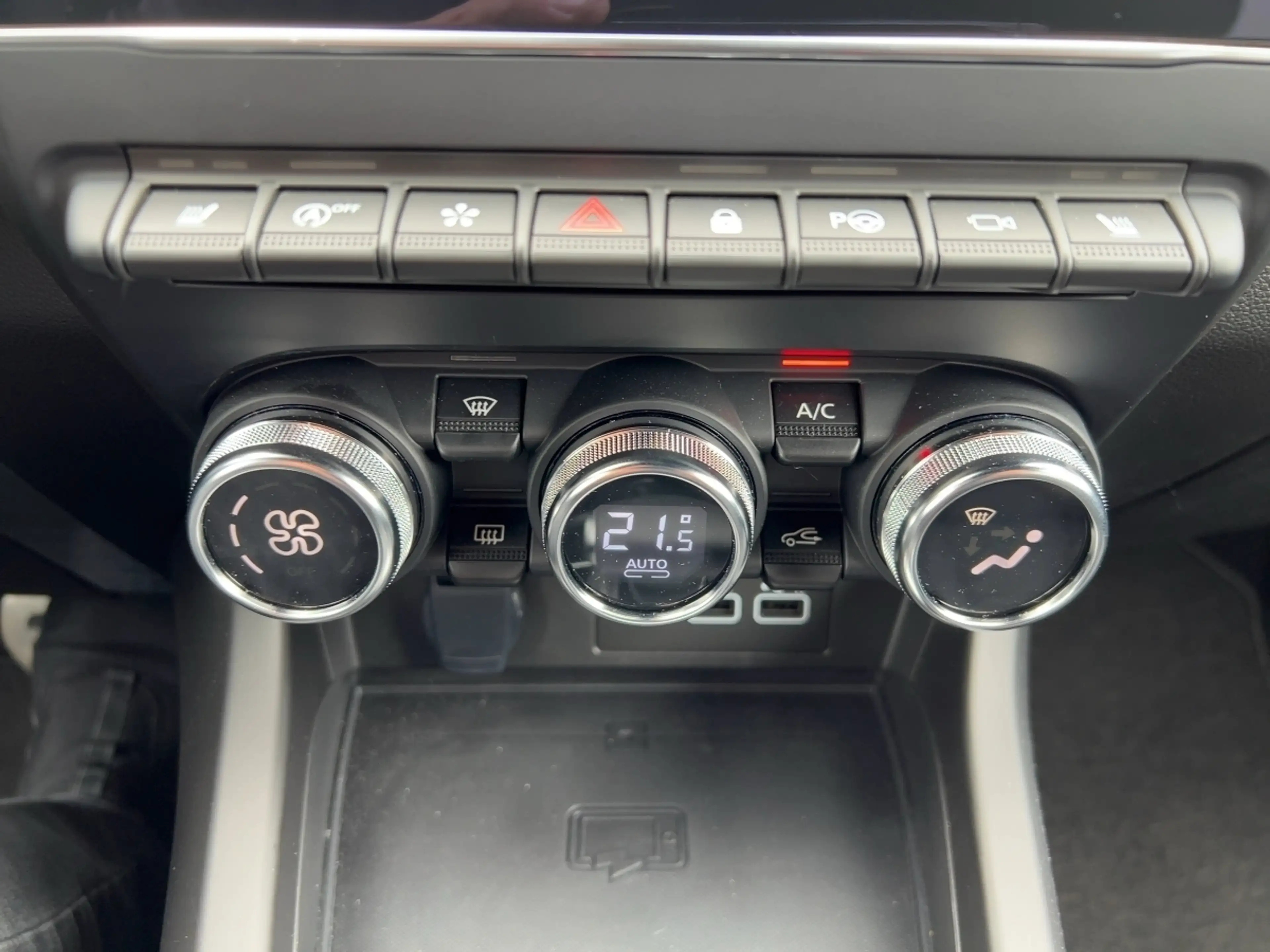 Renault Arkana ESPRIT ALPINE Mild Hybrid 160 EDC SHZ PDC — photo 16