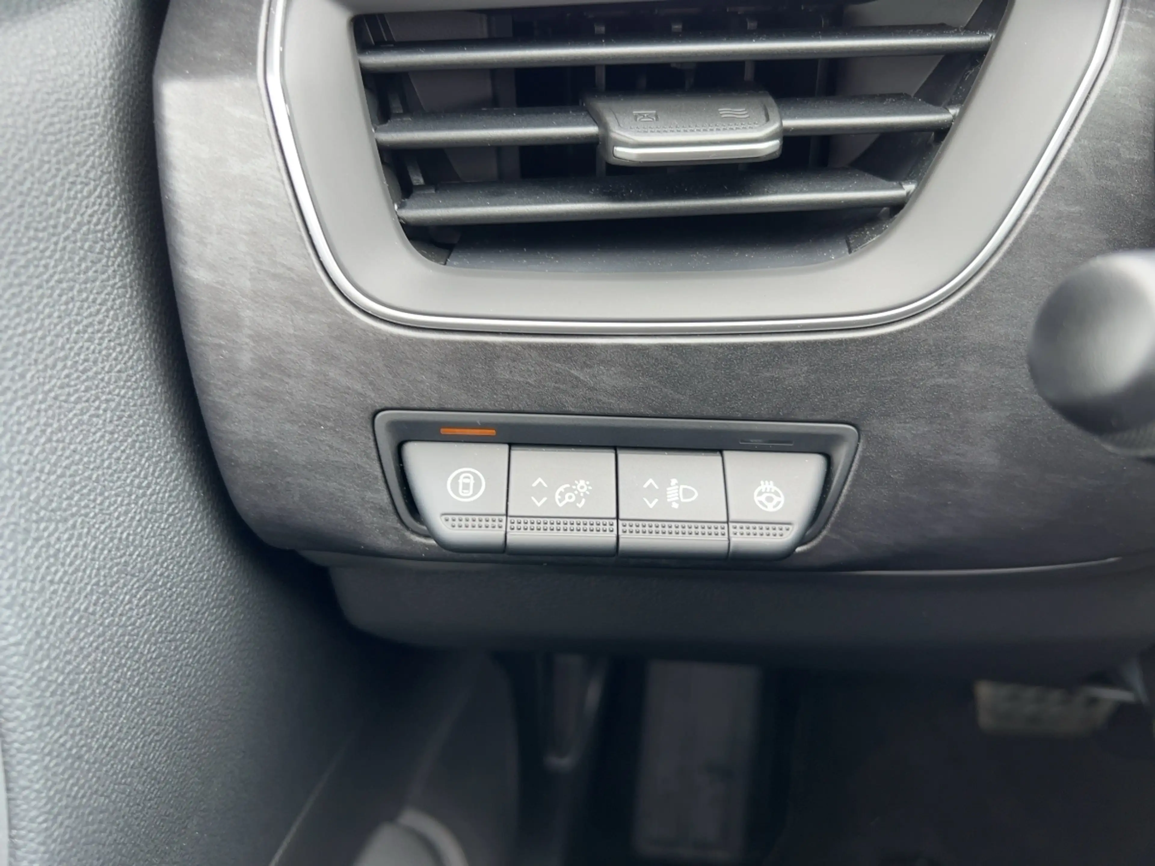 Renault Arkana ESPRIT ALPINE Mild Hybrid 160 EDC SHZ PDC — photo 19