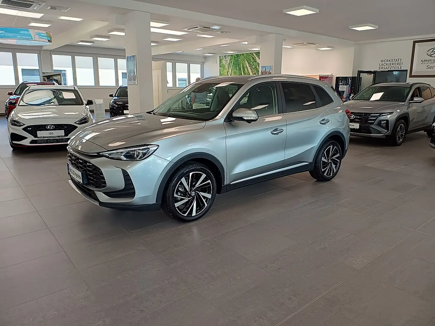 MG ZS 1.5 Hybrid+ Luxury *LED* *LEDER* Silber - 2