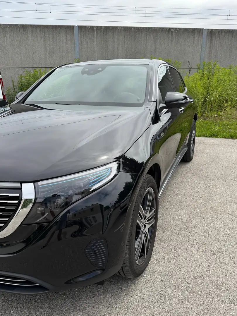 Mercedes-Benz EQC 400 EQC 400 4MATIC 80kWh Aut. Schwarz - 1