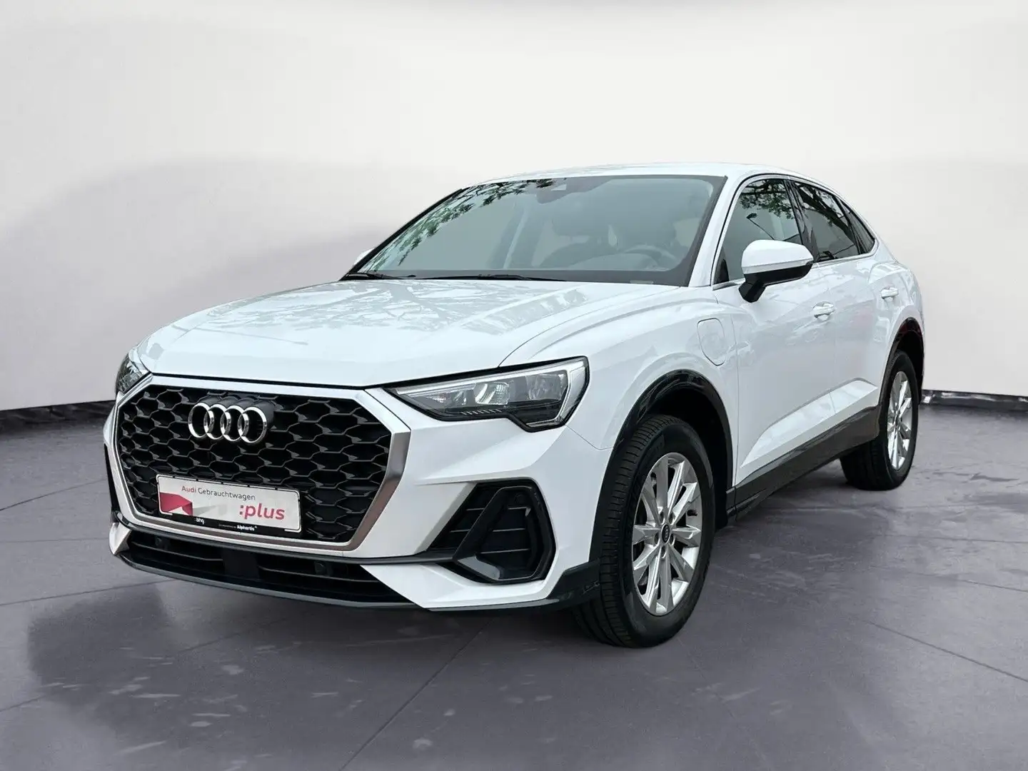 Audi Q3 45 TFSIe LED/Navi/Assist/uvm. Weiß - 2