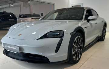 4 Cross Turismo