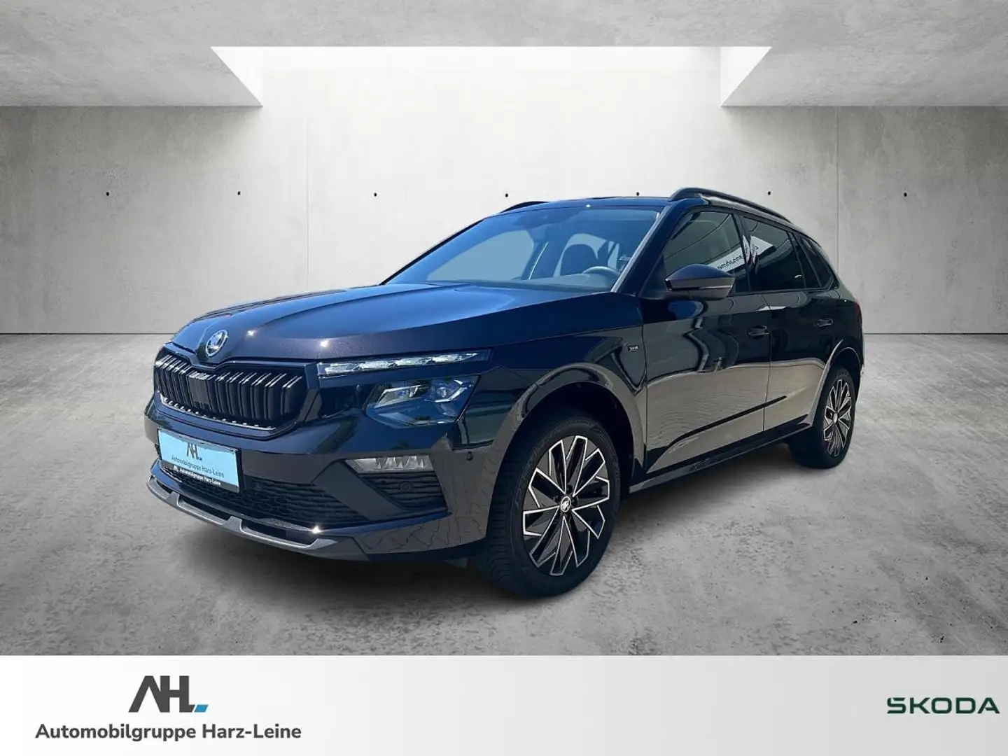 Skoda Kamiq 1.0 TSI Drive DSG AHK LED Navi ACC RFK SmartLink Schwarz - 1