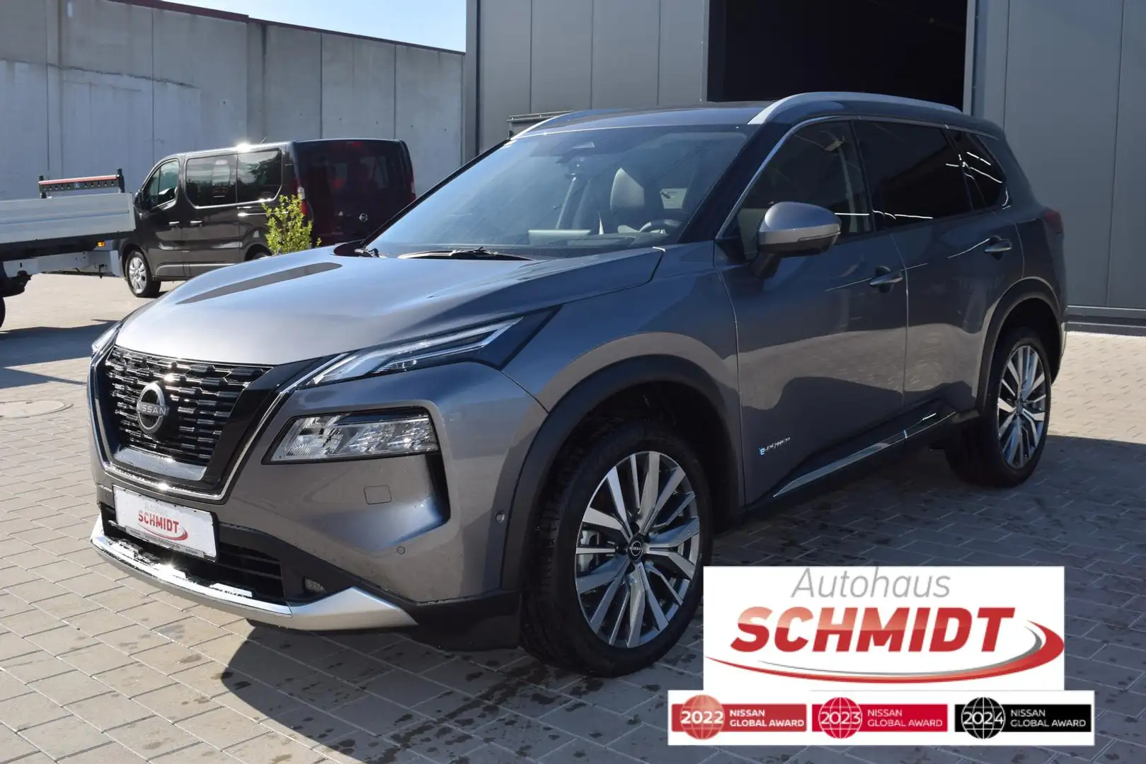 Nissan X-Trail 1.5 VC-T ePower 4x4 Tekna PGD/7 Sitze/20" Grau - 1