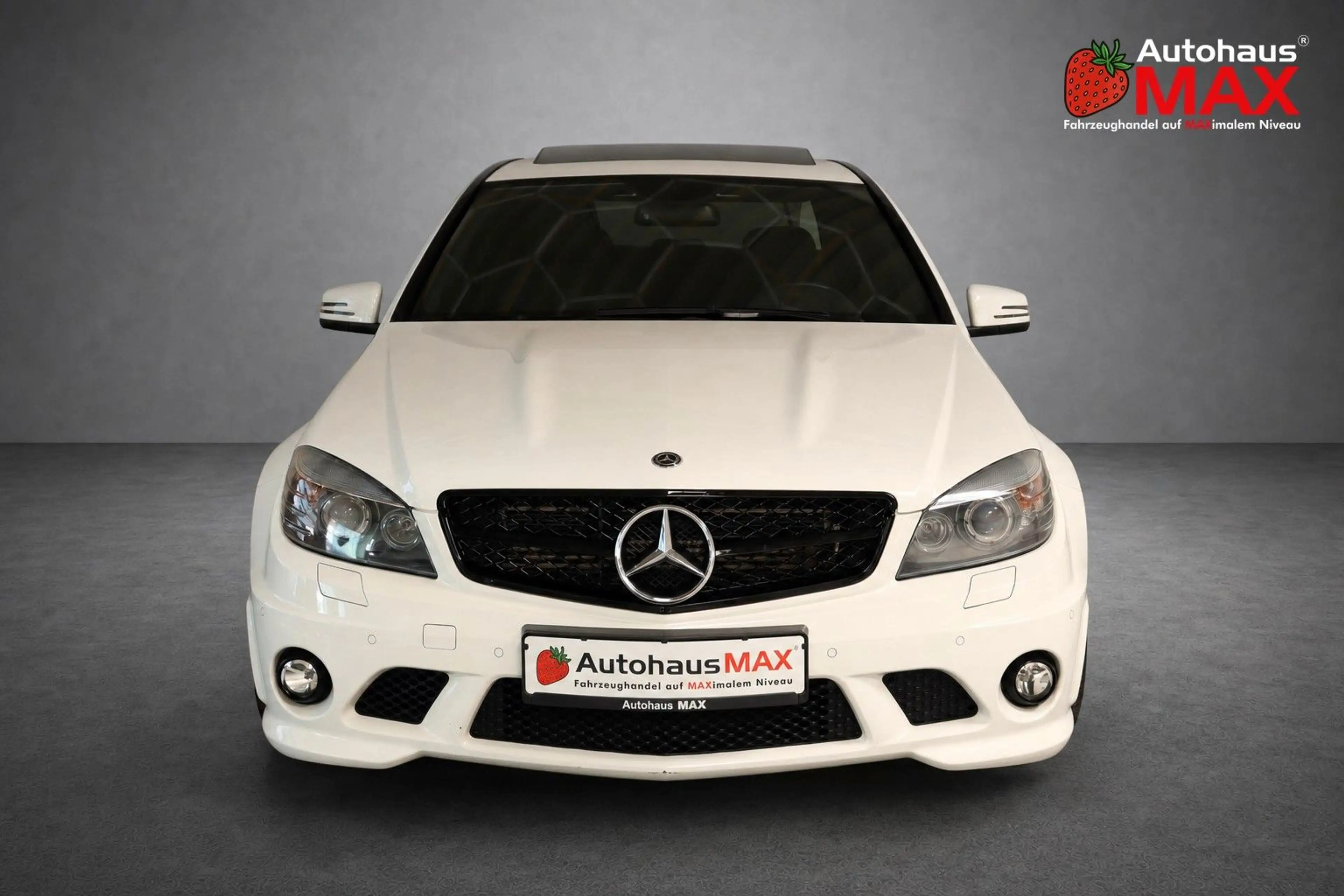 Mercedes-Benz C 63 AMG ~H/K~Carbon~DEUTSCH~2.Hand~Night Paket — photo 9