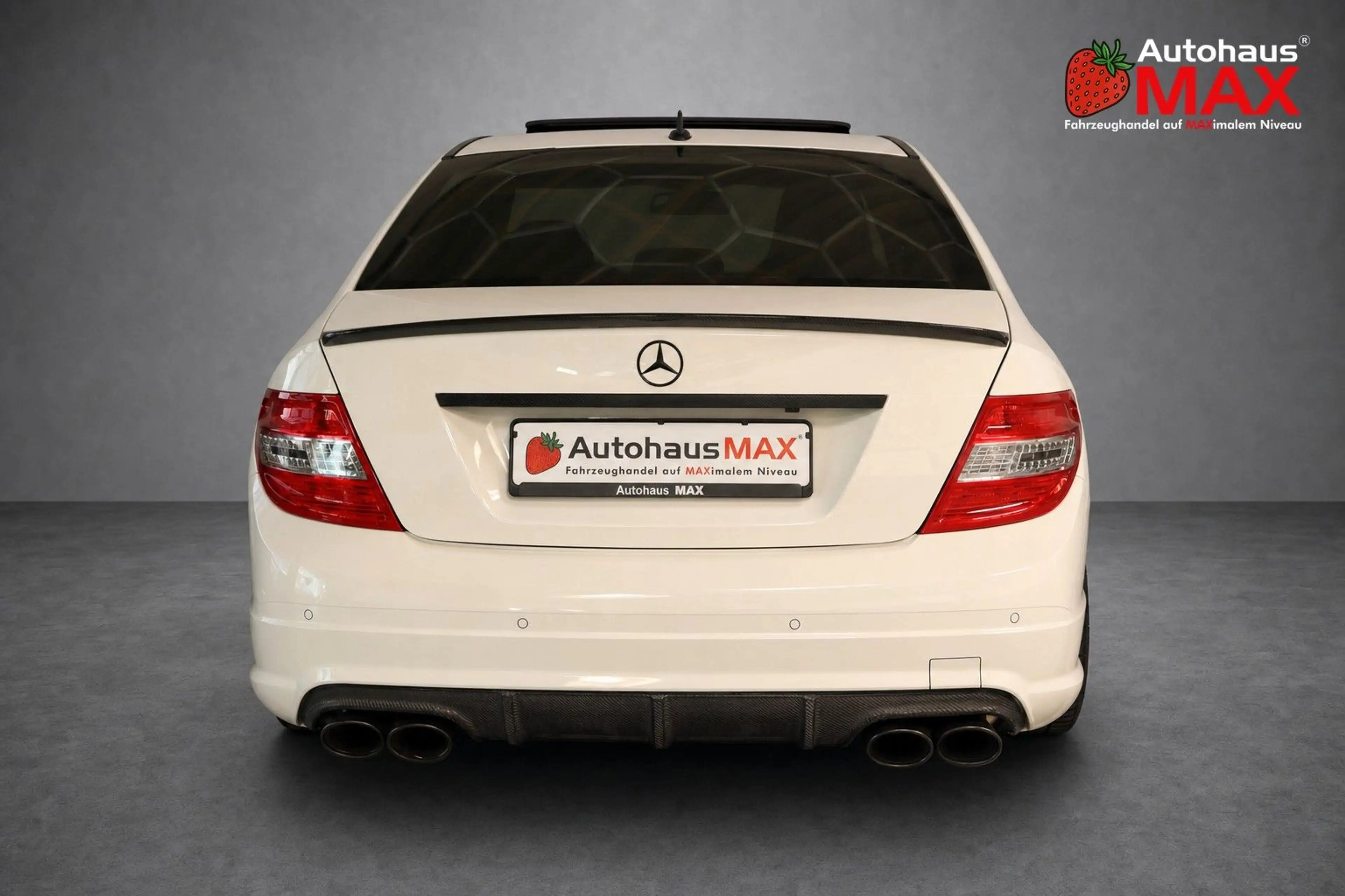 Mercedes-Benz C 63 AMG ~H/K~Carbon~DEUTSCH~2.Hand~Night Paket — photo 5