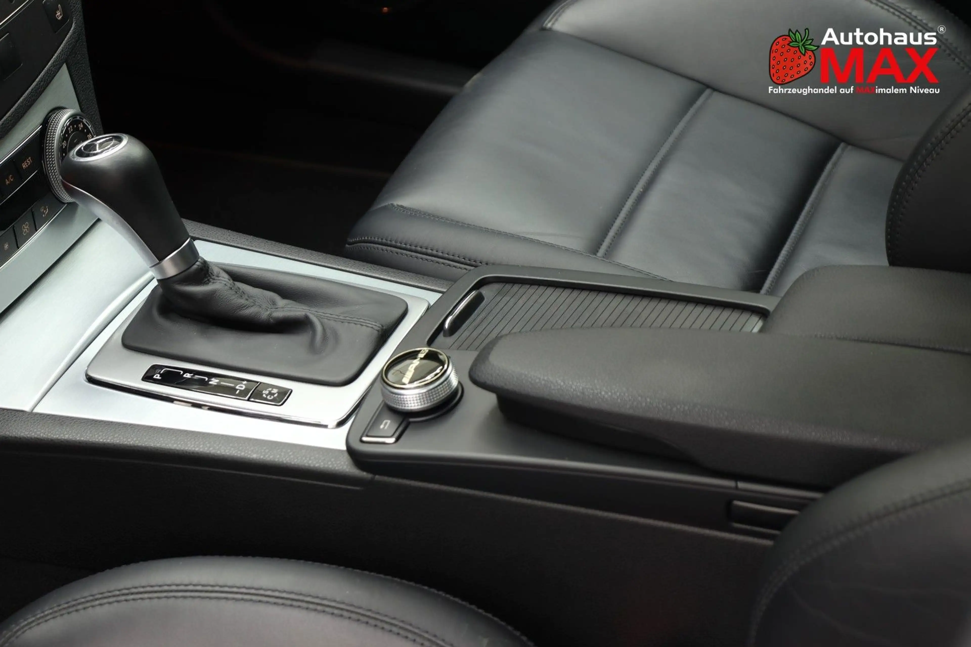 Mercedes-Benz C 63 AMG ~H/K~Carbon~DEUTSCH~2.Hand~Night Paket — photo 14