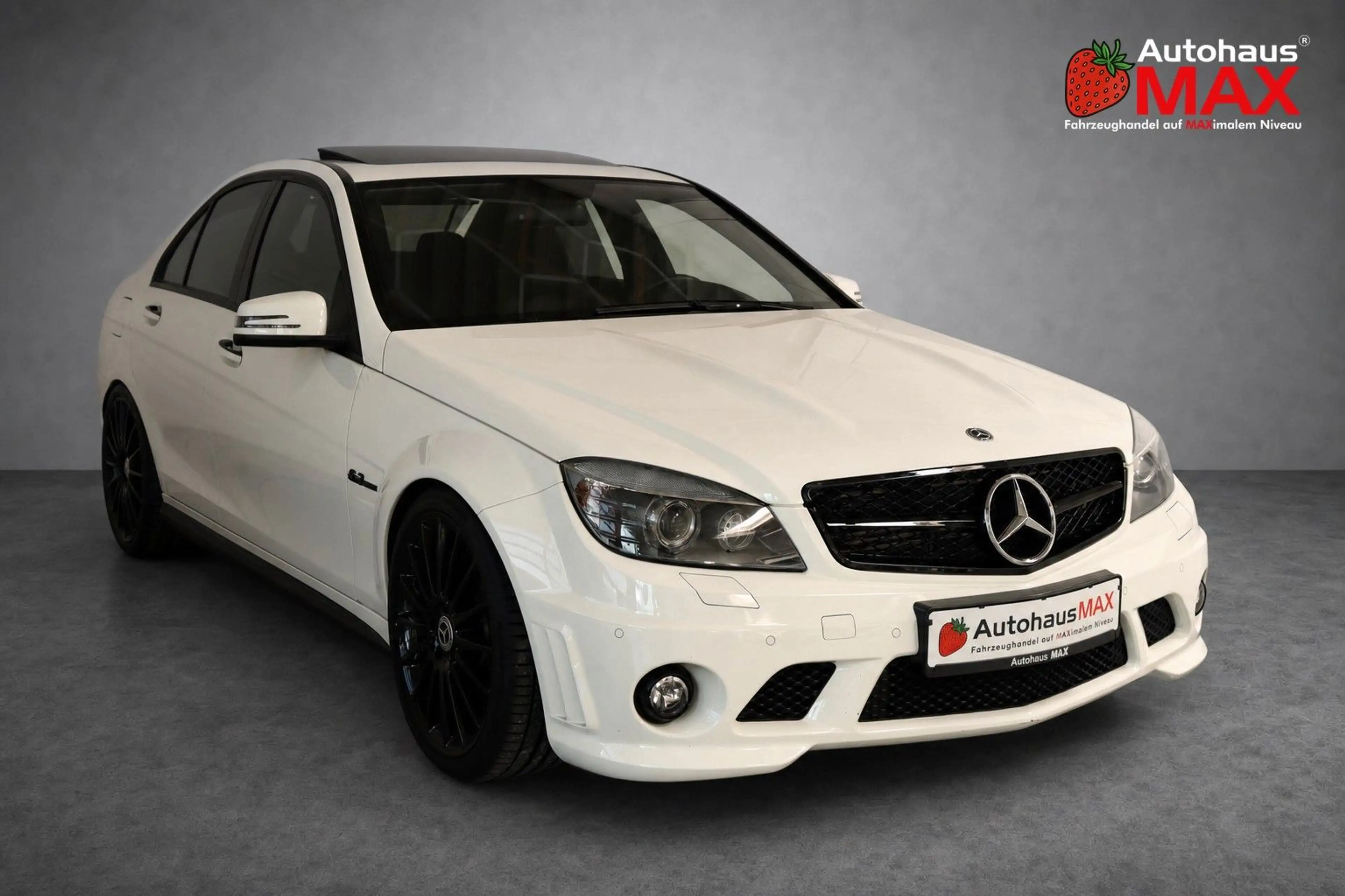 Mercedes-Benz C 63 AMG ~H/K~Carbon~DEUTSCH~2.Hand~Night Paket — photo 8
