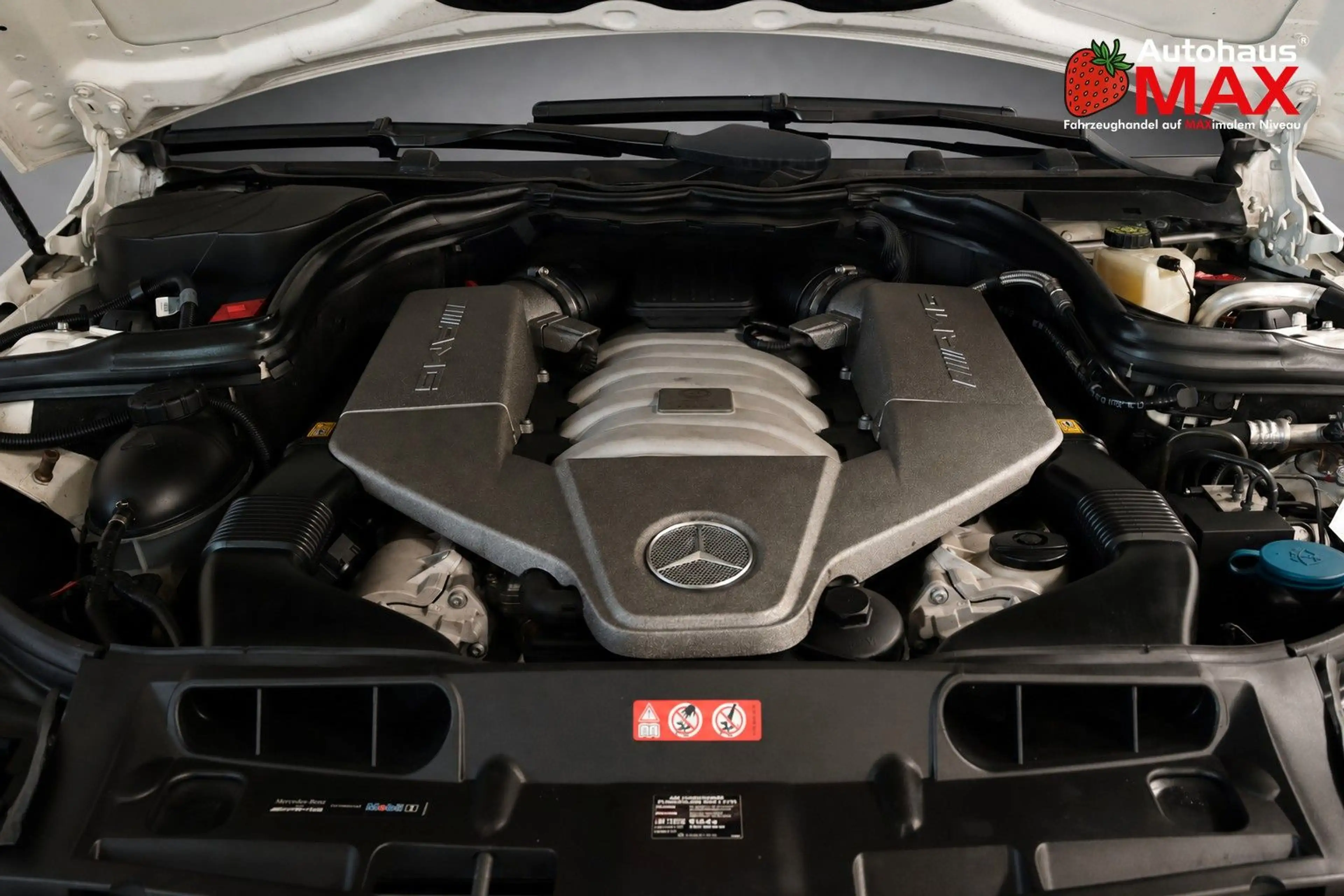 Mercedes-Benz C 63 AMG ~H/K~Carbon~DEUTSCH~2.Hand~Night Paket — photo 11