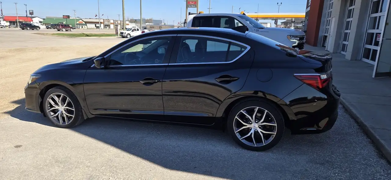 Acura ILX снимка Acura ILX